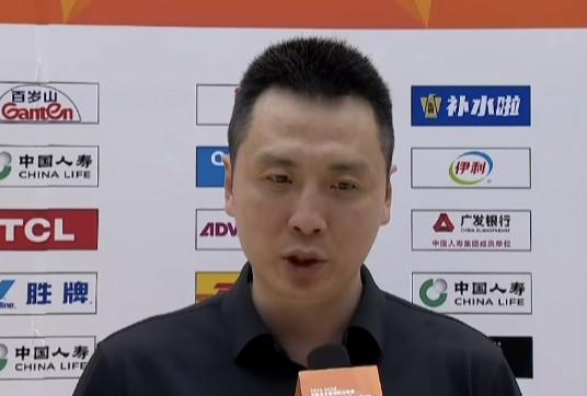 多宝体育登录入口-挺进四强，卢伟：赢球靠凝聚力和执行力，大家的思想非常集中